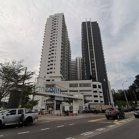 Aliff Residences 艾麗軒 جوهر بهرو المظهر الخارجي الصورة