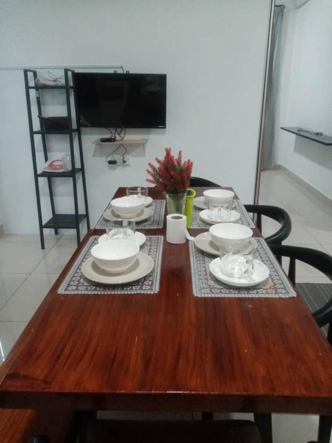 Aliff Residences 艾麗軒 جوهر بهرو المظهر الخارجي الصورة