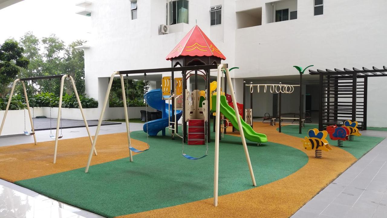 Aliff Residences 艾麗軒 جوهر بهرو المظهر الخارجي الصورة